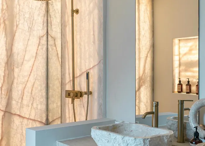 Pande - 3br With Lagoon Pool & Sauna Retreat *