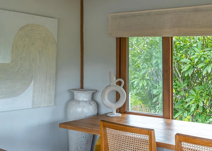 Pande - 3br With Lagoon Pool & Sauna Retreat ヴィラ