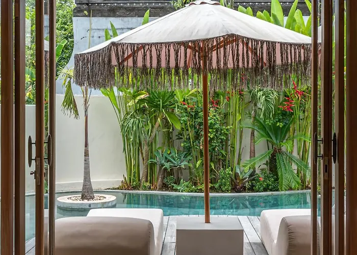 Pande - 3br With Lagoon Pool & Sauna Retreat ヴィラ