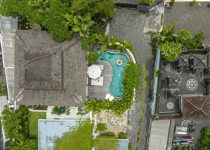 Pande - 3br With Lagoon Pool & Sauna Retreat チャングー