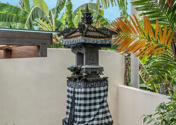 ヴィラ Pande - 3br With Lagoon Pool & Sauna Retreat