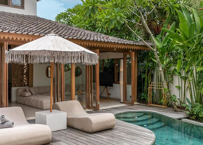 Pande - 3br With Lagoon Pool & Sauna Retreat ヴィラ *