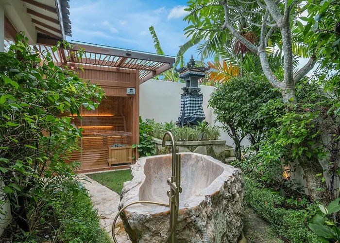 Pande - 3br With Lagoon Pool & Sauna Retreat * チャングー