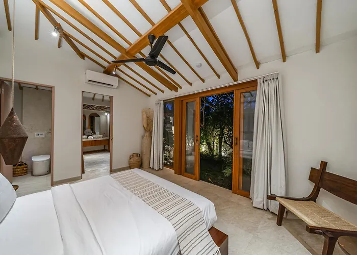 ヴィラ Pande - 3br With Lagoon Pool & Sauna Retreat *