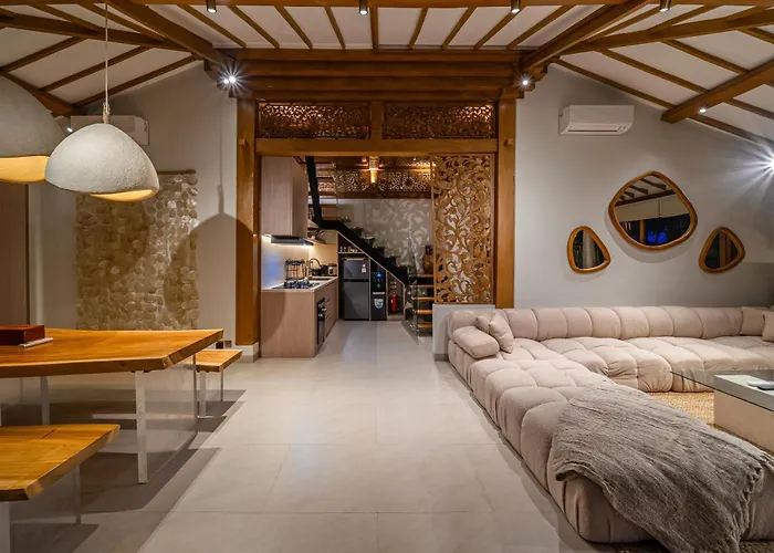 Pande - 3br With Lagoon Pool & Sauna Retreat