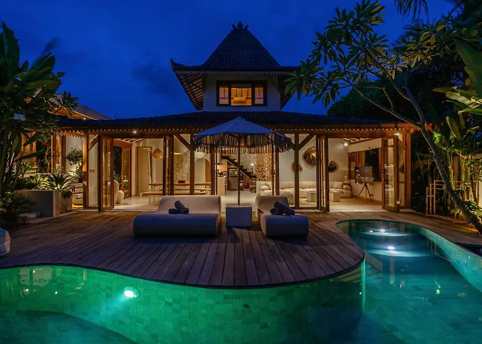 ヴィラ Pande - 3br With Lagoon Pool & Sauna Retreat チャングー